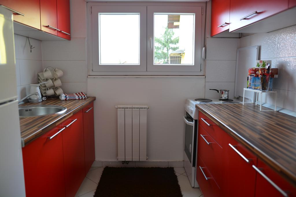 Apartment Mirela Saraievo Exterior foto