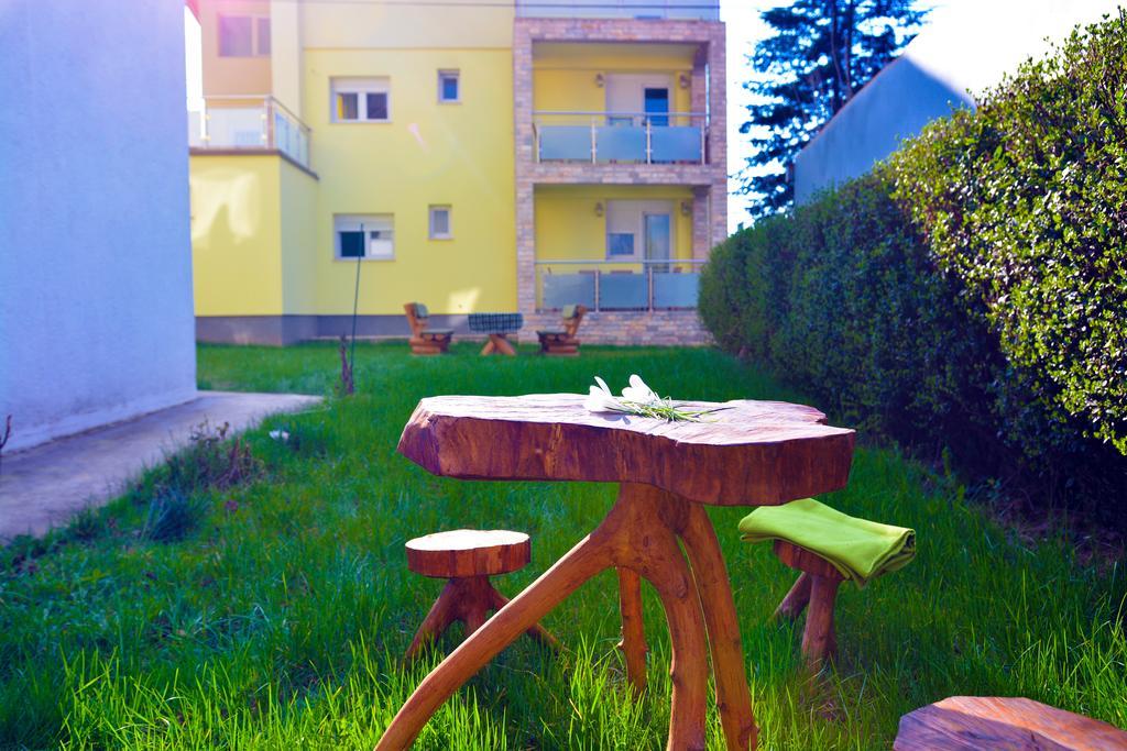 Apartment Mirela Saraievo Exterior foto